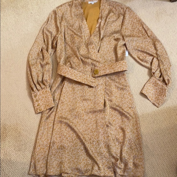 Equipment Fanetta Belted Dress - Picture 4 of 9